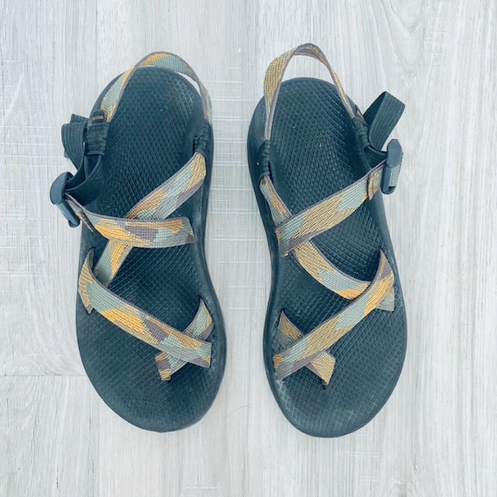 Men's Chaco's Size 10